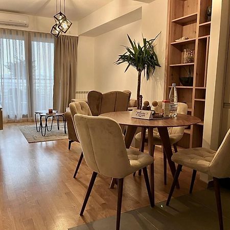 City Leks Apartment Skopje Eksteriør billede
